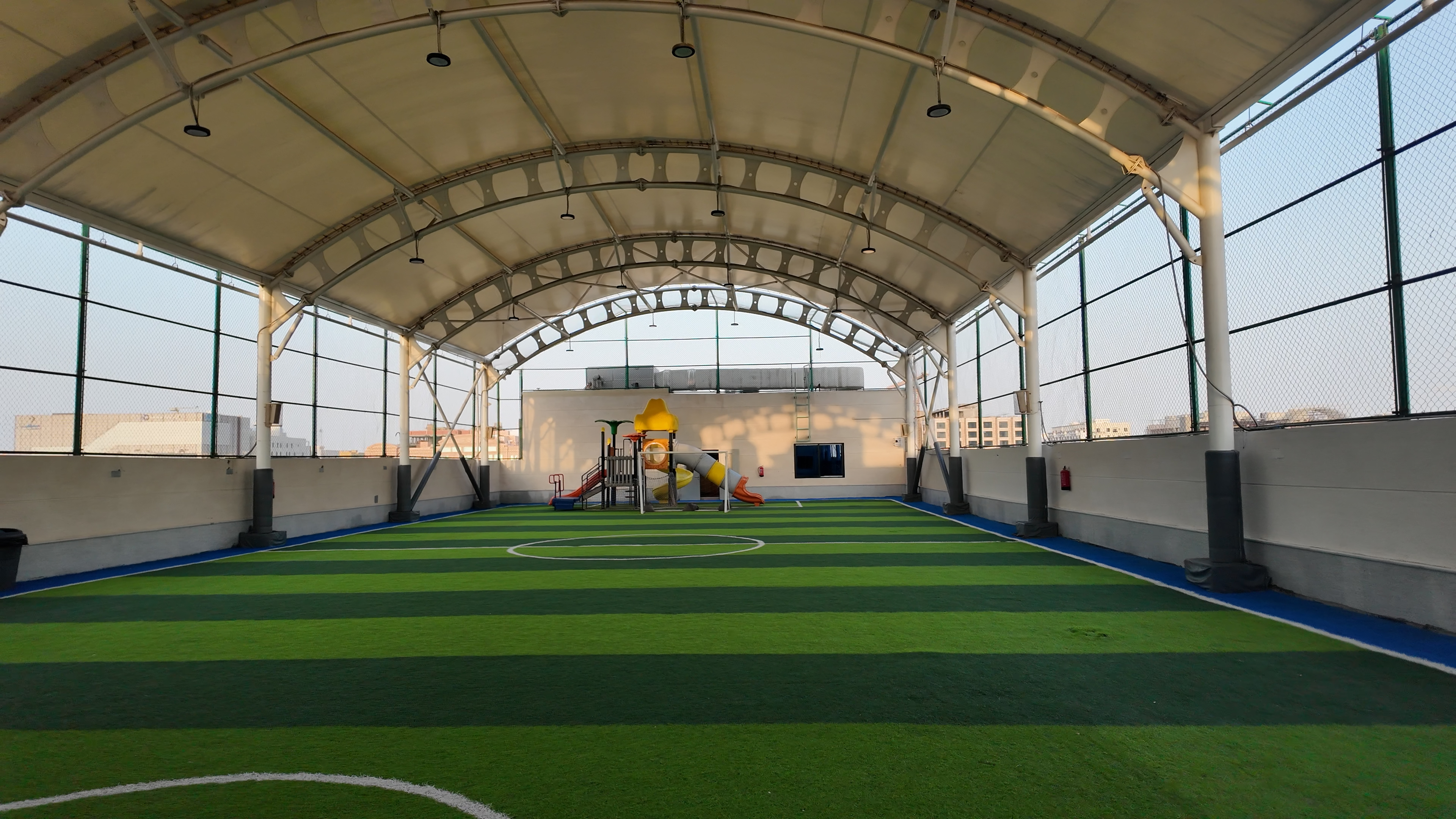 ملعب كرة قدم 2